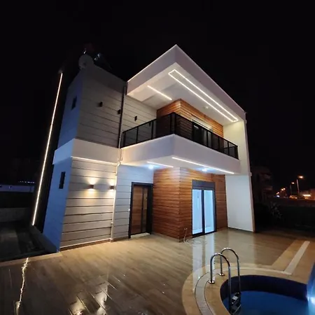Incredible Luxury 3 Bedrooms And A Hall Villa
